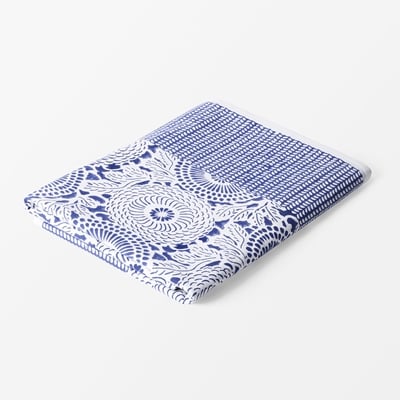 Tablecloth Camelia - Svenskt Tenn Online - Length 250 cm Width 150 cm, Cotton, Camelia, Blue, Svenskt Tenn
